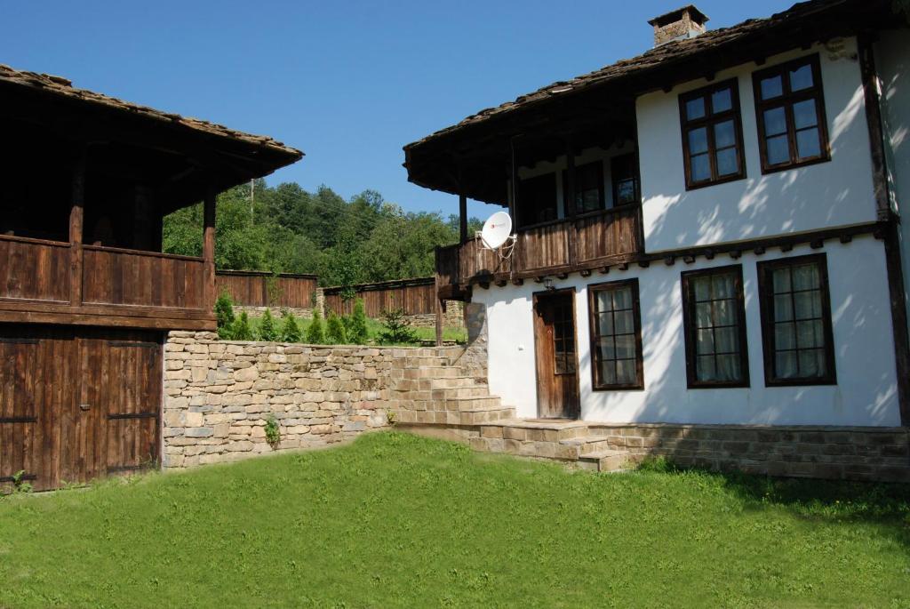 Къща Балканец Balkanets (Lovech) מראה חיצוני תמונה